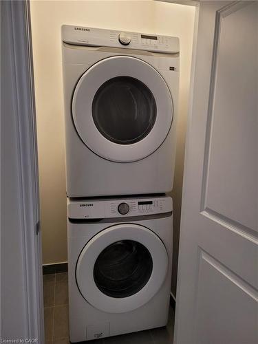 133 Berkely Street, Wasaga Beach, ON - Indoor Photo Showing Laundry Room