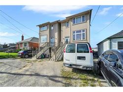 22 Jeavons Avenue  Scarborough, ON M1K 1S8
