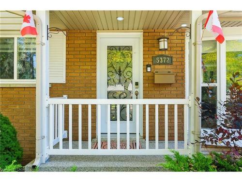 5372 Spruce Avenue, Burlington, ON - Outdoor With Deck Patio Veranda