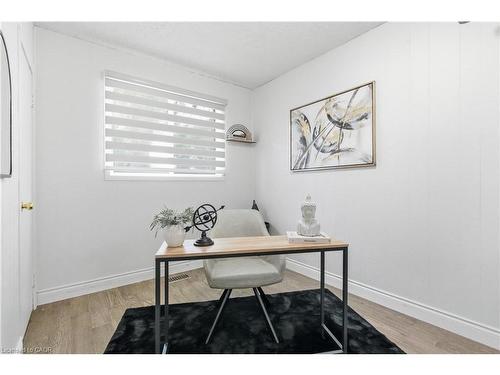 5372 Spruce Avenue, Burlington, ON - Indoor Photo Showing Office