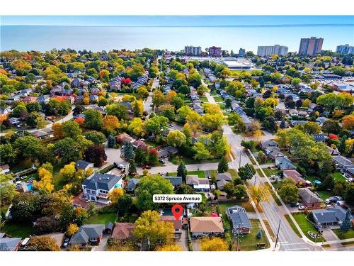 5372 Spruce Avenue, Burlington, ON - Outdoor With View