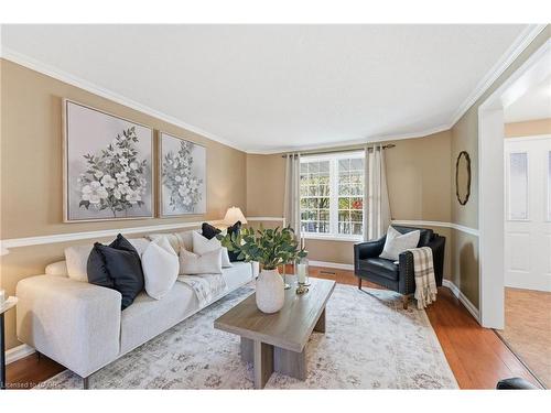 234 Dartmoor Crescent, Waterloo, ON - Indoor Photo Showing Living Room