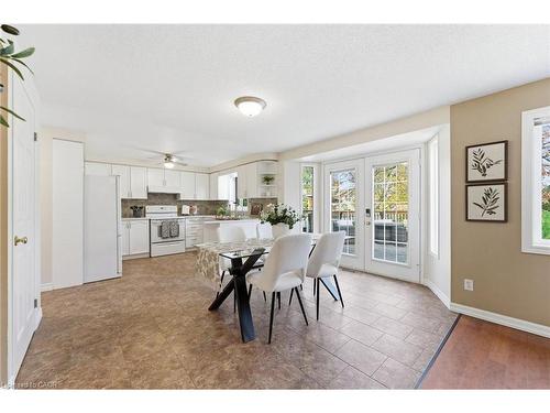 234 Dartmoor Crescent, Waterloo, ON - Indoor Photo Showing Dining Room