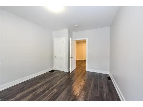 78 Balmoral Avenue N, Hamilton, ON - Indoor Photo Showing Other Room