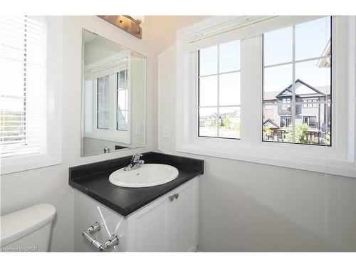 181 South Creek Drive, Kitchener, ON - Indoor Photo Showing Bathroom