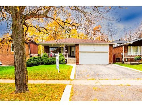20 Manorcrest Street  Brampton, ON L6S 2X1