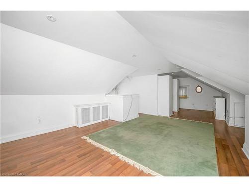 1088 King Street E, Hamilton, ON - Indoor Photo Showing Other Room
