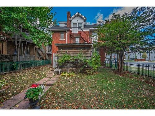 1088 King Street E, Hamilton, ON - Outdoor