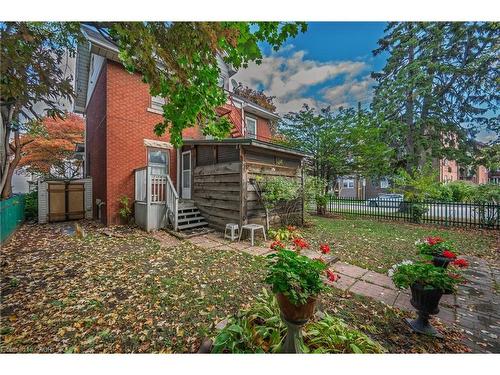 1088 King Street E, Hamilton, ON - Outdoor