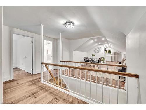 877 Kingsway Drive, Burlington, ON - Indoor Photo Showing Other Room