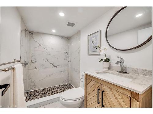 877 Kingsway Drive, Burlington, ON - Indoor Photo Showing Bathroom