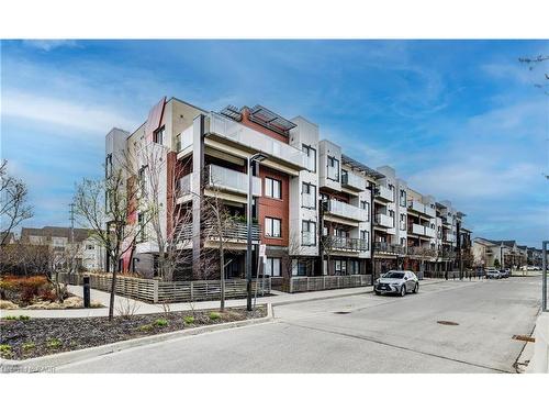 201-5005 Harvard Road  Mississauga, ON L5M 0W5