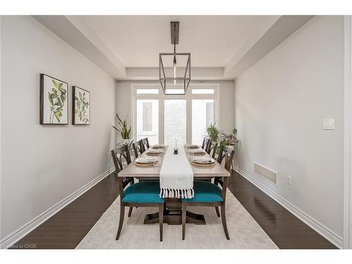 3327 Skipton Lane, Oakville, ON - Indoor Photo Showing Dining Room