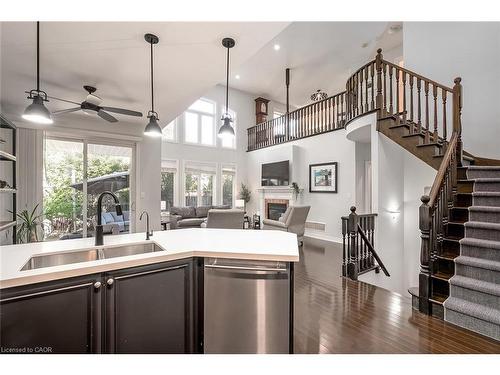 3327 Skipton Lane, Oakville, ON - Indoor Photo Showing Kitchen With Double Sink