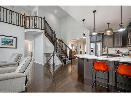 3327 Skipton Lane, Oakville, ON - Indoor