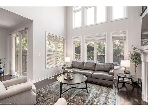 3327 Skipton Lane, Oakville, ON - Indoor Photo Showing Living Room