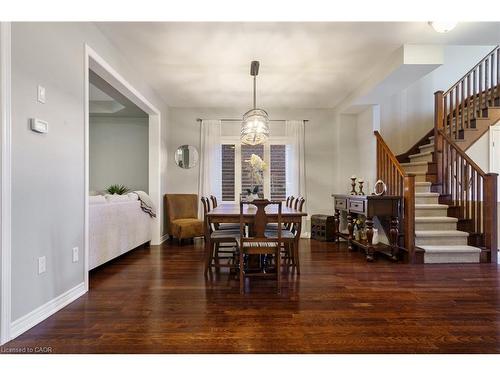 333 Valridge Drive, Ancaster, ON - Indoor Photo Showing Dining Room
