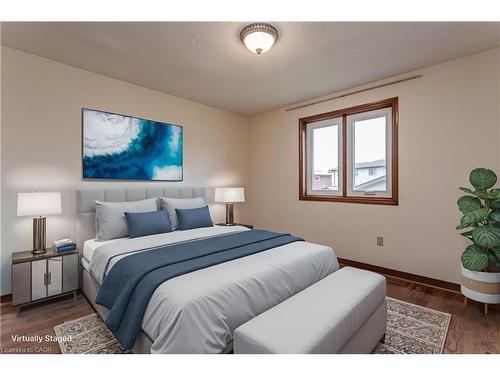 18 Marcel Place, Hamilton, ON - Indoor Photo Showing Bedroom