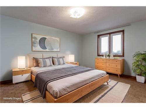 18 Marcel Place, Hamilton, ON - Indoor Photo Showing Bedroom