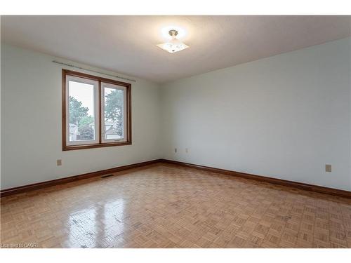 18 Marcel Place, Hamilton, ON - Indoor Photo Showing Other Room