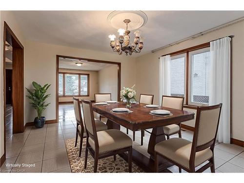 18 Marcel Place, Hamilton, ON - Indoor Photo Showing Dining Room