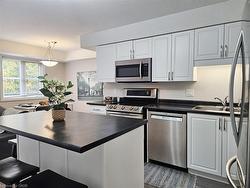 30D-1989 Ottawa Street S Kitchener, ON N2E 0G7