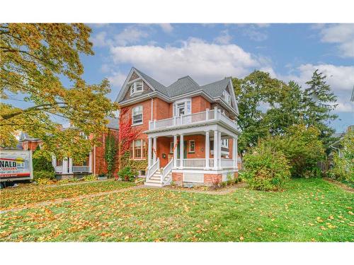543 Queenston Road, Cambridge, ON - Outdoor With Balcony With Deck Patio Veranda With Facade