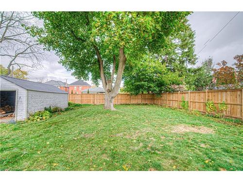 543 Queenston Road, Cambridge, ON - Outdoor With Backyard
