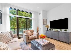 101-525 New Dundee Road  Kitchener, ON N2P 0K8