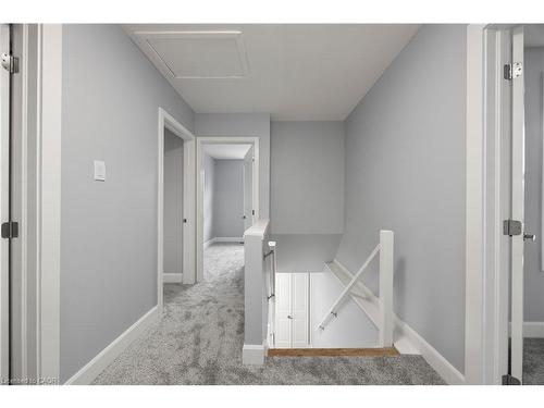 24 Culver Court, London, ON - Indoor Photo Showing Other Room