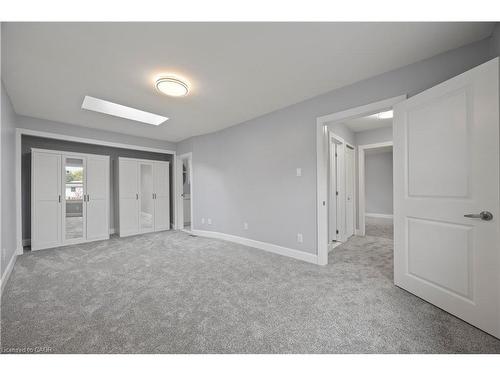 24 Culver Court, London, ON - Indoor Photo Showing Other Room