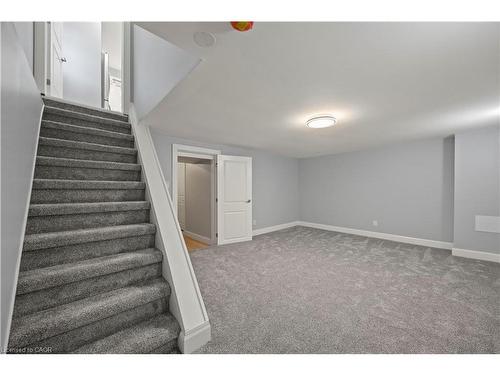 24 Culver Court, London, ON - Indoor Photo Showing Other Room