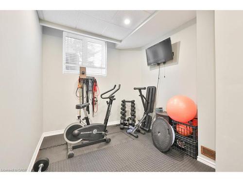1025 Shaw Drive, Mississauga, ON - Indoor Photo Showing Gym Room