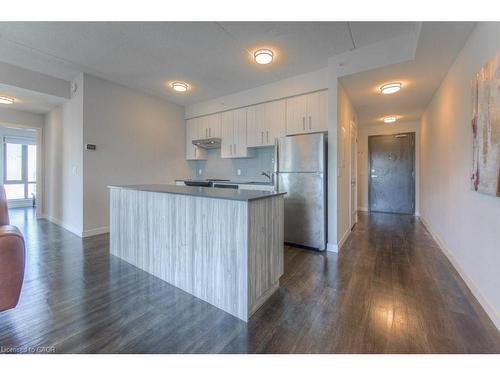 1207-15 Queen Street S, Hamilton, ON - Indoor Photo Showing Kitchen