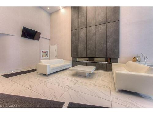 1207-15 Queen Street S, Hamilton, ON - Indoor