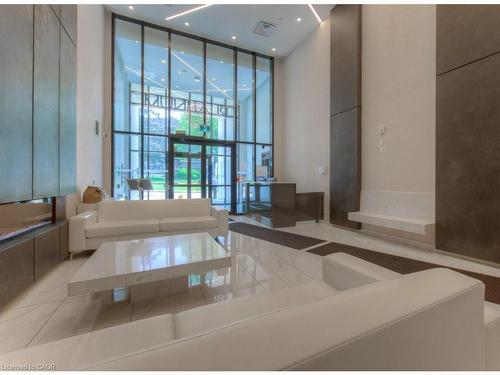 1207-15 Queen Street S, Hamilton, ON - Indoor Photo Showing Other Room