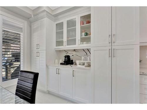 7 Bernini Court, Hamilton, ON - Indoor Photo Showing Other Room