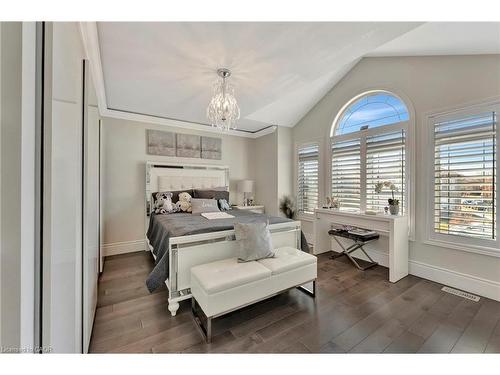 7 Bernini Court, Hamilton, ON - Indoor