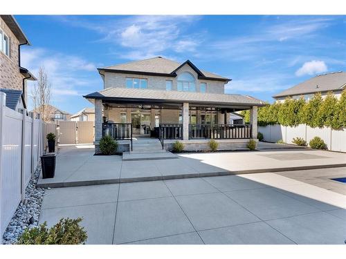 7 Bernini Court, Hamilton, ON - Outdoor