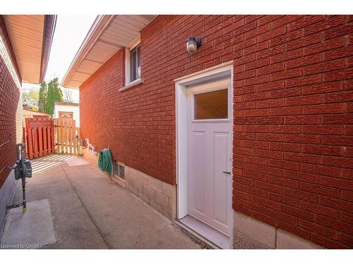 313 Barton Street W, Hamilton, ON - Outdoor With Exterior