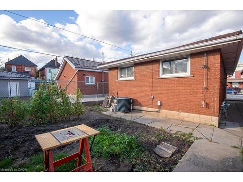 313 Barton Street W, Hamilton, ON - Outdoor With Exterior