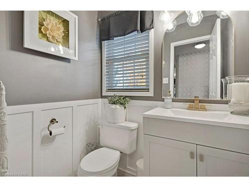 4 Swift Crescent, Cambridge, ON - Indoor Photo Showing Bathroom