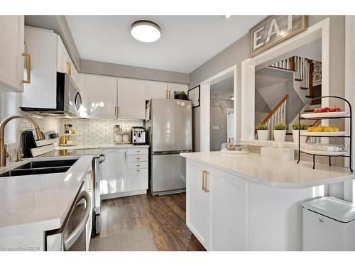 4 Swift Crescent, Cambridge, ON - Indoor Photo Showing Kitchen With Double Sink With Upgraded Kitchen