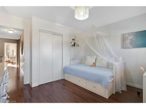 4 Swift Crescent, Cambridge, ON - Indoor Photo Showing Bedroom