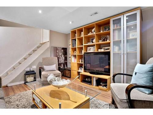 4 Swift Crescent, Cambridge, ON - Indoor