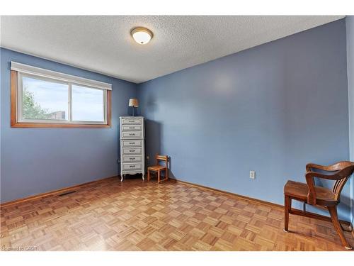 477 East 38Th Street, Hamilton, ON - Indoor