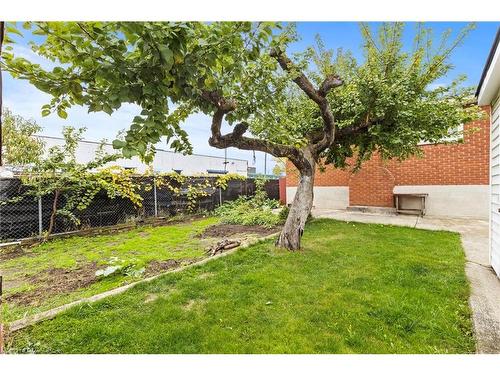 477 East 38Th Street, Hamilton, ON - Outdoor