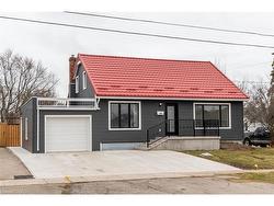 132 Franklin Avenue  Port Colborne, ON L3K 4A5