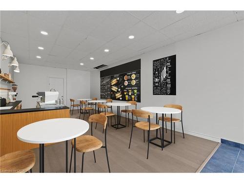 1809 King Street, Hamilton, ON 