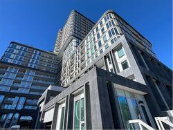 1402-3240 William Coltson Avenue  Oakville, ON L6H 8C8